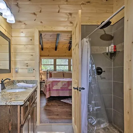Hilltop Cabin On 5 Acres With Hot Tub And Waterfall! Bryson City Exterior photo
