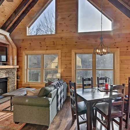 Hilltop Cabin On 5 Acres With Hot Tub And Waterfall! Bryson City Exterior photo