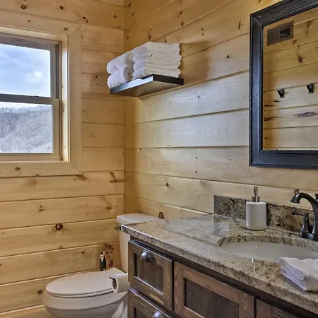 Hilltop Cabin On 5 Acres With Hot Tub And Waterfall! Bryson City Exterior photo