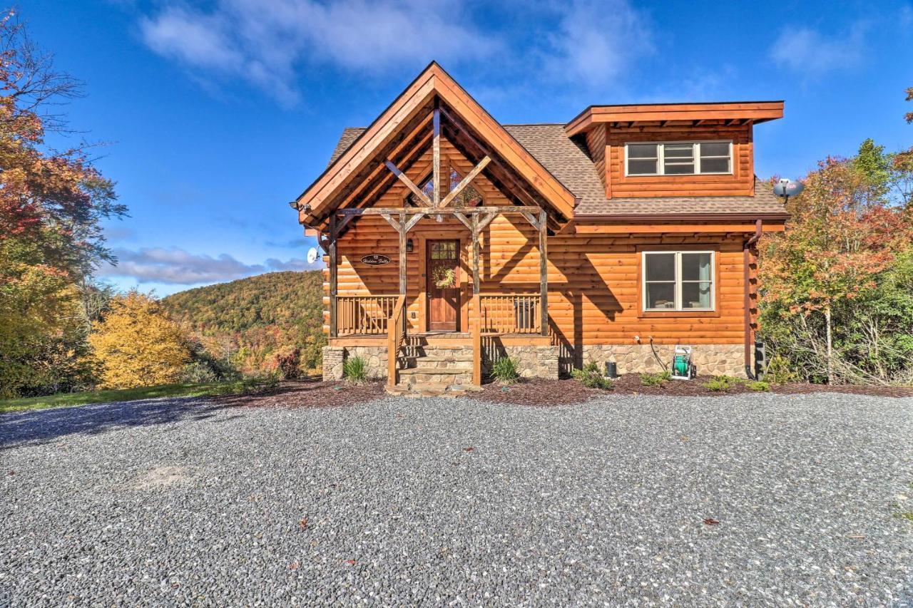 Hilltop On 5 Acres With Hot Tub And Waterfall! Holiday home